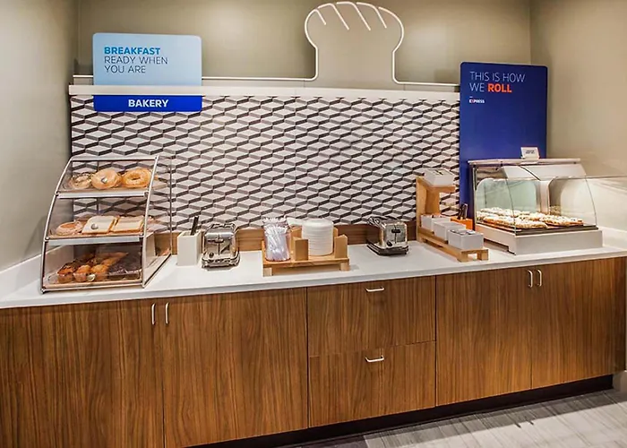 Express - Oak Creek By Ihg 3*