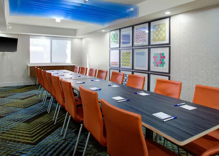 Express - Oak Creek By Ihg Hotel