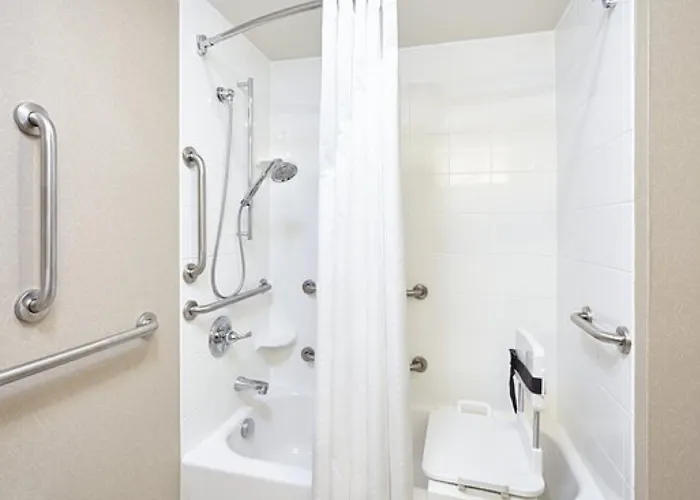 Hotel Express - Oak Creek By Ihg 3*