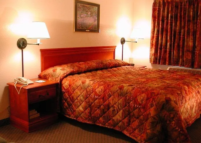Hotel Express - Oak Creek By Ihg