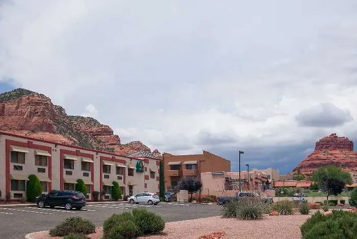 Hotel Express - Oak Creek By Ihg